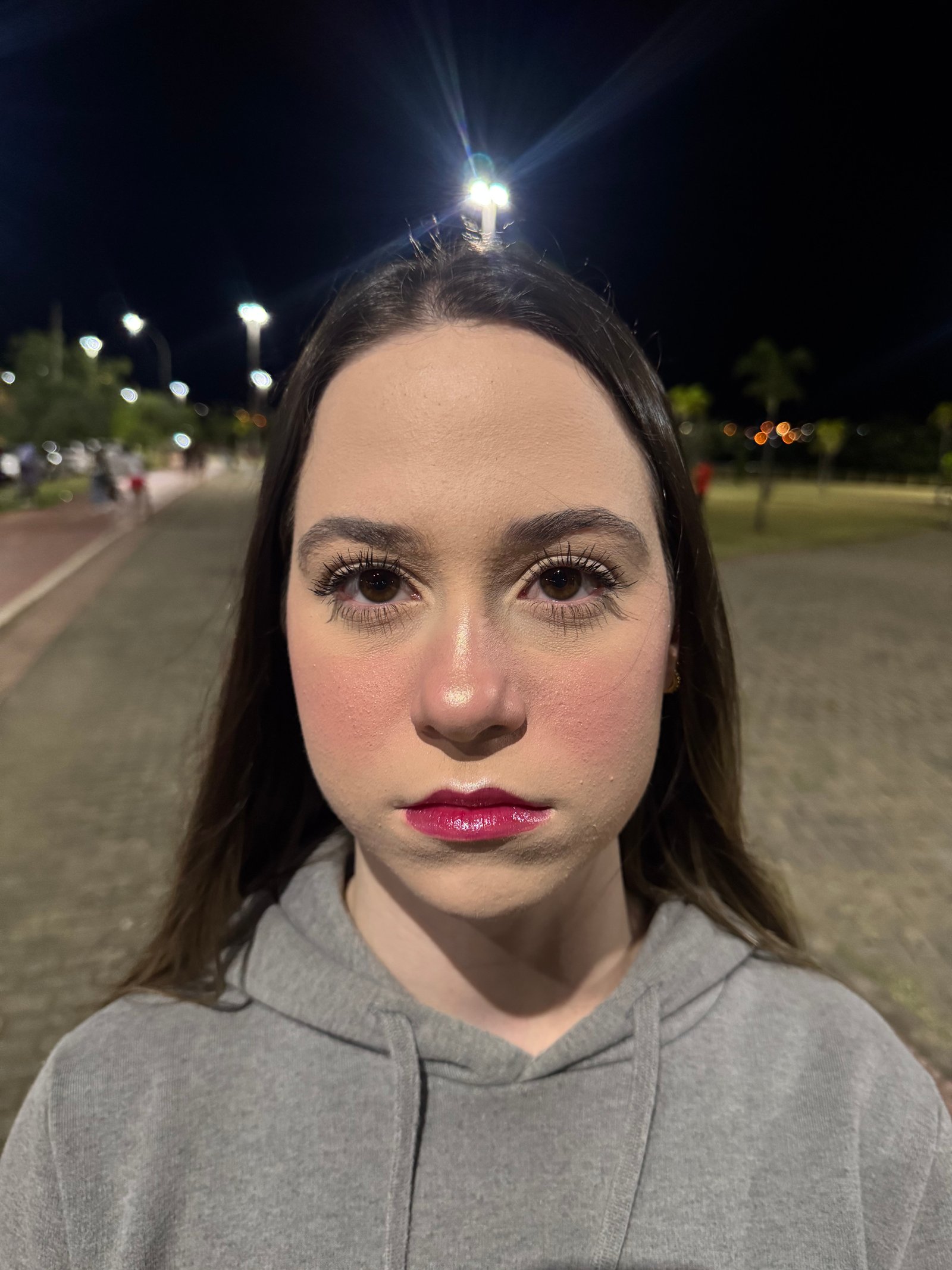 de perto